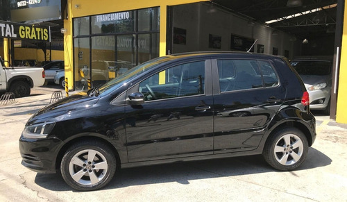 Imagem 4 de 14 de Volkswagen Fox 1.6 Msi Trendline (flex)
