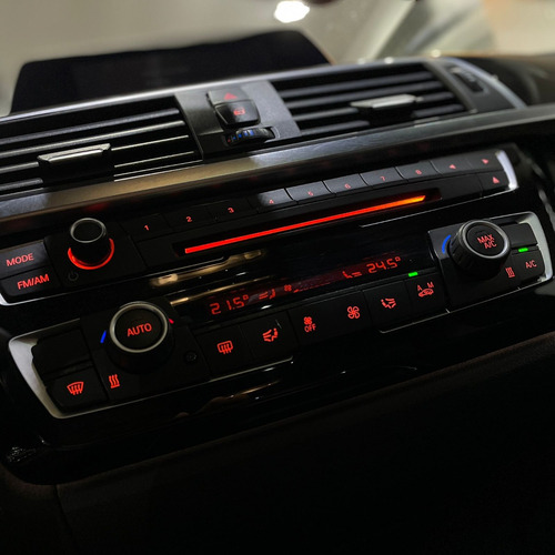 Imagen 14 de 24 de Bmw 330i Sport