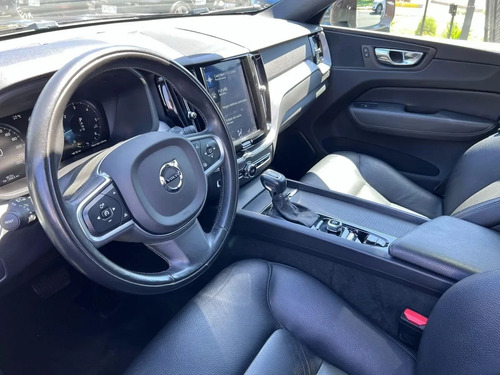 Volvo Xc60 2.4 T5 Momentum At 4x4 2021