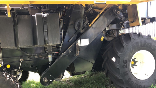 Imagen 11 de 15 de Trilladora Cosechadora New Holland Tc5.80 Nueva