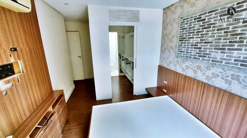 Apartamento Alto Padrao Exclusivo Em Coqueiros! - 2496