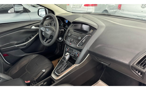 Ford Focus 2.0 SE PLUS FASTBACK 16V FLEX 4P POWERSHIFT