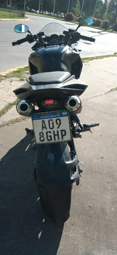 Rouser Rs