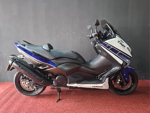 Yamaha T-max