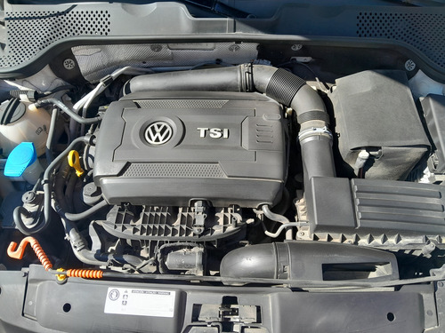Volkswagen Beetle 2.0 Turbo R Mt