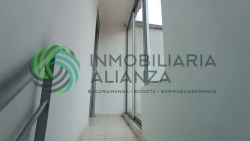 Apartamento En Arriendo En La Esmeralda. Cod A15554