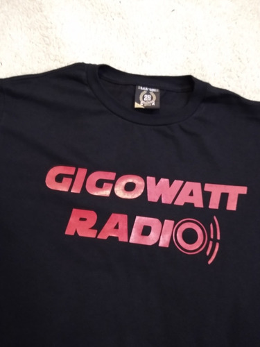 Remera Gigowatt