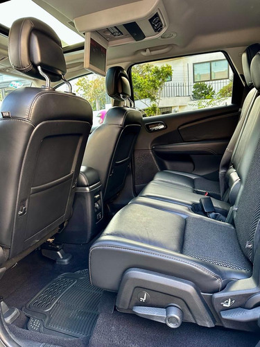 Dodge Journey 2.4 Sxt Sport 7 Pasajeros At