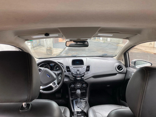Ford Fiesta 1.6 TITANIUM HATCH 16V FLEX 4P AUTOMÁTICO