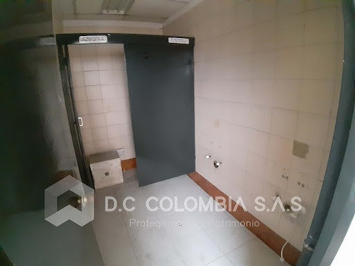Imagen 12 de 25 de Locales En Arriendo Ciudad Salitre 815-666