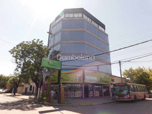 Imagen 2 de 10 de Oficina En Alquiler Ubicado En Moreno, G.b.a. Zona Oeste