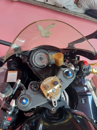 Imagem 5 de 13 de Suzuki Gsx 1000r