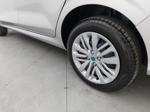Fiat Cronos 1.3 FIREFLY FLEX DRIVE MANUAL