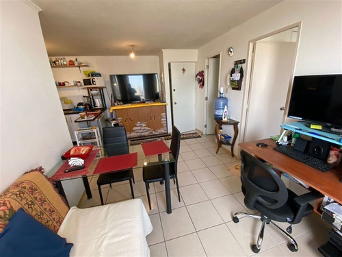 Departamento En Venta De 2 Dorm. En Santiago