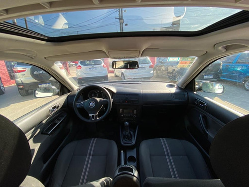 Volkswagen Bora 2013 2.0 Trendline