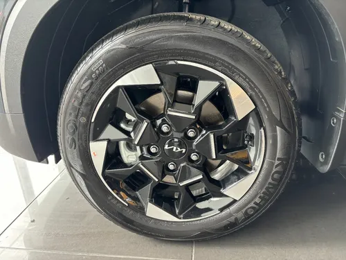 Kia Sonet 1.5 Zenith Aut