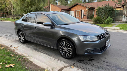 Volkswagen Vento 2.0 Sportline Tsi 200cv