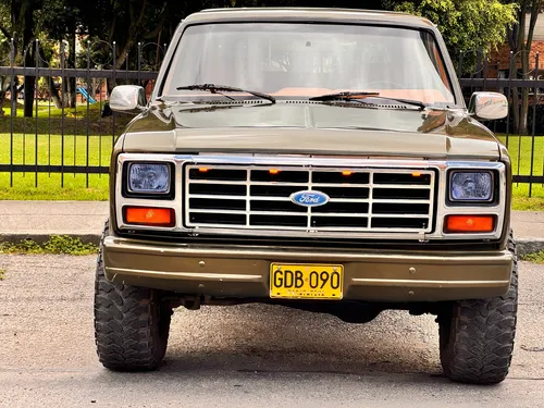 Ford Bronco 5.0 Ranger Xlt