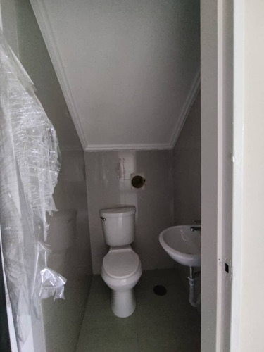 Imagen 11 de 14 de Pieranyela Rodriguez Vende Townhouse En San Diego, Conjunto Residencial Villa La Fontana C-4543
