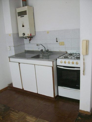 Imagen 5 de 25 de Departamento - Alberdi
