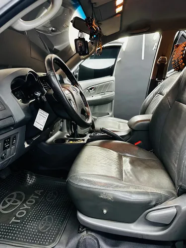 Toyota Hilux 3.0 Srv