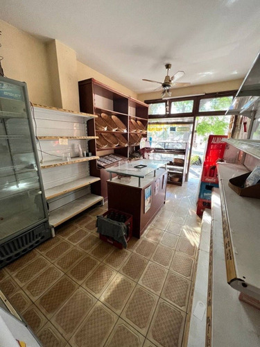 Local Comercial En Patricios 54