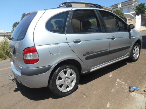 Imagem 2 de 15 de Scénic Sportway Hi-flex 1.6 16v 5p