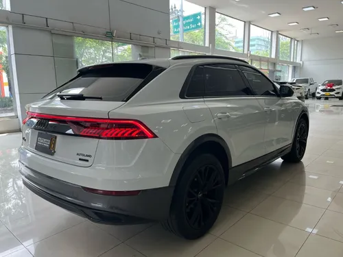 Audi Q8 MHEV QUATTRO PROGRESSIVE AT 4X4