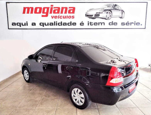 Imagem 4 de 12 de Toyota Etios Sedan X 1.5 Mt Flex 16/17