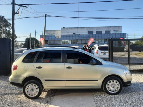 Volkswagen Suran 1.6 Confortline 5p 2009