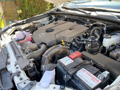 Imagen 11 de 11 de Toyota Hilux 2021 2.4 Cd Sr 150cv 4x2