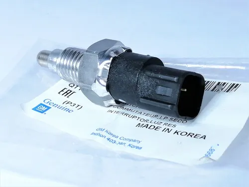 Interruptor Pera Luz Reversa Tracker Sonic Cruze