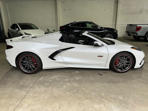 Chevrolet Corvette Stingray 70 Anniversary Edition