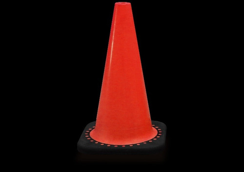 Cono Vial Para Tráfico De Pvc De 45 Cm. C/base Negra Caucho