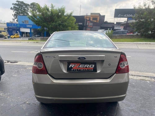 Ford Fiesta Sedan 2010 Completo 1.6 8v Flex Revisado
