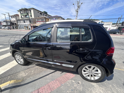 Volkswagen Fox 1.6 MSI TOTAL FLEX CONNECT 4P I-MOTION