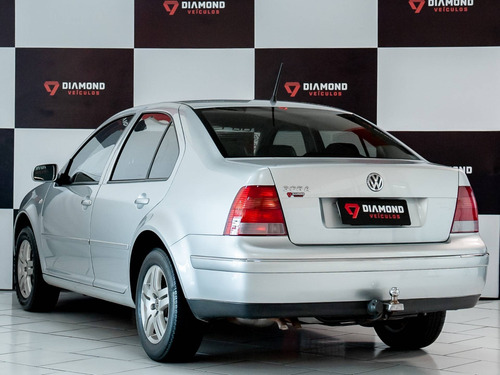 Volkswagen Bora 2.0 Mi 8v Gasolina 4p Manual