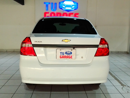 Imagen 6 de 14 de Chevrolet Aveo 2017 1.6 Ls Mt