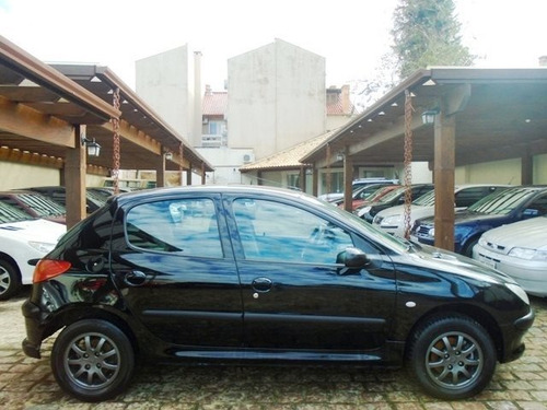 Peugeot 206 1.6 Holiday 16v Flex 4p Manual