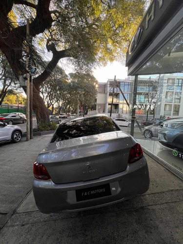 Imagen 5 de 20 de Peugeot 301 2018 1.6 Allure