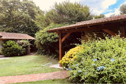 Venta Espectacular Casa 300m2 Parque Pileta