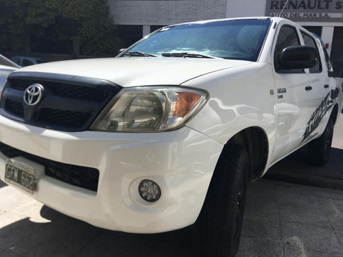 Imagen 7 de 25 de Toyota Hilux Dx 2007 4x4 2.5cc