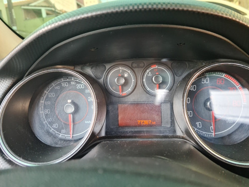 Imagem 6 de 9 de Fiat Bravo 2012 1.4 T-jet 5p