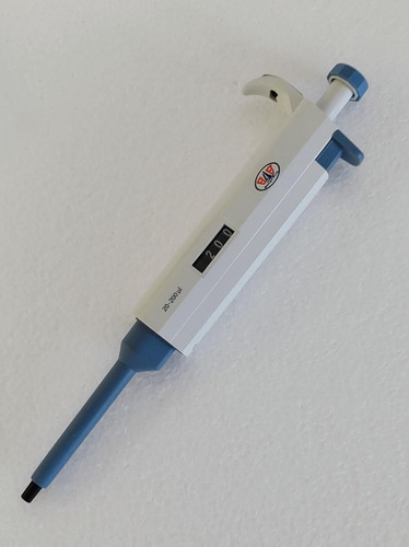 Micropipeta De Volumen Variable 20-200 Ul