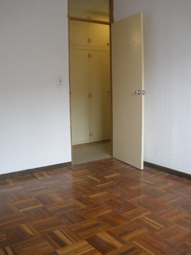 Imagen 7 de 13 de Venta Apartamento 3 Dormitorios Euskal Erria 71 Con Renta