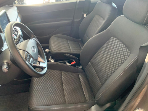 Imagem 8 de 15 de Hyundai Hb20 Carros Usados Sem Entrada Financiado Completo