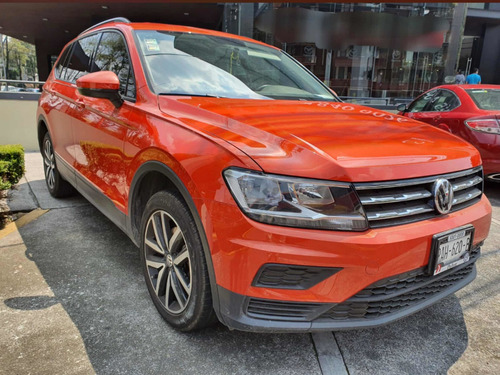 Imagen 1 de 4 de Volkswagen Tiguan 2018 1.4 Trendline Plus At