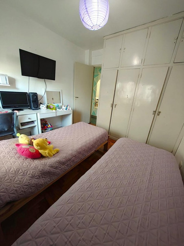 Venta Departamento 2 Ambientes Flores 1er Piso Por Escalera