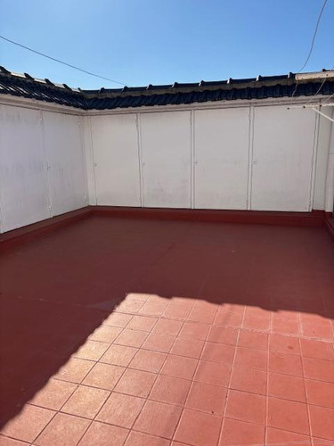 Departamento 50 M2 Cubiertos Con Balcon Cocina Separada Impecable