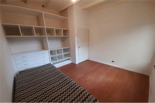 Venta Casa Loma Verde Gran Jardín Y Pileta